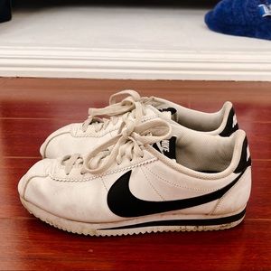 Nike Cortez Sneakers